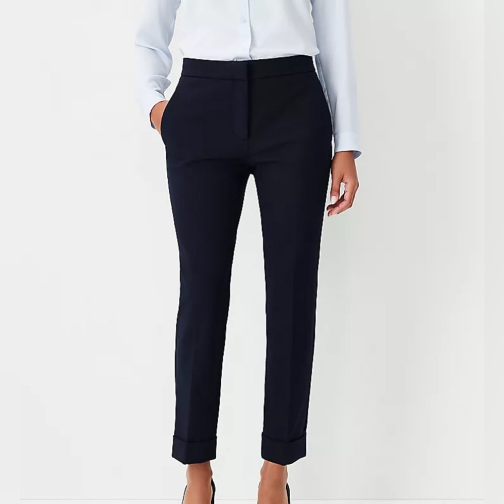 NWT Ann Taylor Factory Blk Cropped Pants Sz. 16